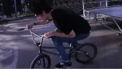 音乐短片 - Mitchin'