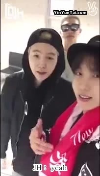 防弹少年团,Rap Monster(防弹少年团),J-HOPE(防弹少年团),SUGA(防弹少年团) - [COJH中字]150920 [V] BTS 在All force one待机室 中文字幕