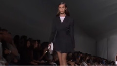 Fashion Show - DKNY Spring Summer 2016
