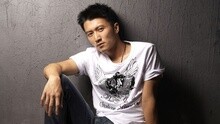 谢霆锋 - 边走边爱 现场版