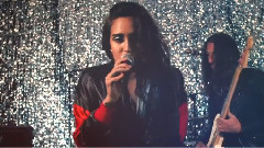 Jesse Jo Stark - Silver Kiss