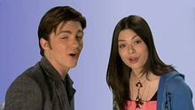 Miranda Cosgrove featuring Drake Bell《Leave It All To Me (Theme from iCarly)》