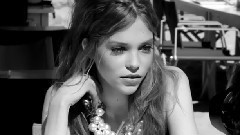 音乐短片 - La Femme