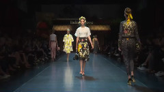 Fashion Show - Dolce & Gabbana Spring Summer 2016-AF