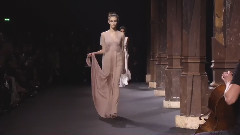 Fashion Show - Vionnet Spring Summer 2016