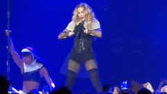 Madonna - Holy Water