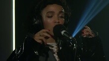 FKA twigs - Elastic Heart Radio1现场版 2015