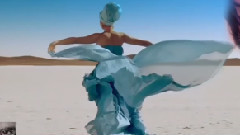 音乐短片 - Превод