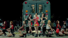 TWICE - 优雅地(Like OOH-AHH) MV预告