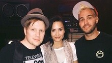 Fall Out Boy,Demi Lovato - Irresistible
