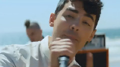 Joe Jonas,DNCE - Cake By The Ocean