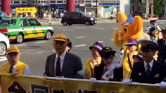AKB48 - 本所警察署交通安全キャンペーン パレード行進(小栗有以)