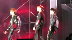 李泰民(SHINee),SHINee - Dance Battle