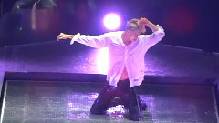 吴世勋(EXO),EXO - Baby Don't Cry