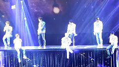 李成种(Infinite),Infinite - Julia