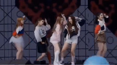 防弹少年团,Red Velvet - I Need U