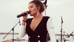 Nicoleta Nuca - Four Five Seconds