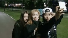 The Ark,李绣至（UNI.T）,全敏珠(The Ark),千在仁(The Ark) - 去了汉江(The girls went to the river.)