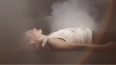 音乐短片 - Alone With You