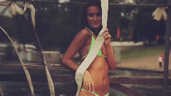 音乐短片 - Multo Bella