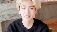 边伯贤(EXO),EXO - Elle Ins 更新伯贤相关一则