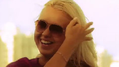 音乐短片 - Let's Go Back To The Beach