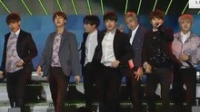 防弹少年团 - I Need U+兴弹少年团+Dope+进击的防弹 首尔品牌宣布仪式公演 现场版 15/10/28
