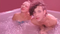 The 1975 - Love Me