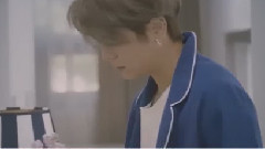 Krystal(f(x)),宋茜,Luna(f(x)),f(x),Amber(f(x)) - 4 Walls