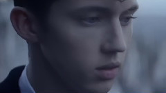 Troye Sivan - TALK ME DOWN