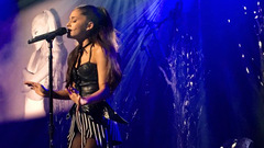 Ariana Grande - Ariana Grande iHeartRadio Theater LA全场