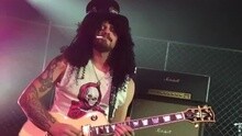 Maroon 5 - Child O' Mine Halloween现场版 2015