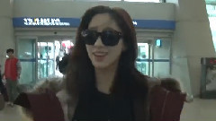 T-ara,咸慇晶(T-ara) - T-ara最新街拍 恩靜笑容灿烂闪耀机场