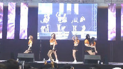 AOA - 短裙