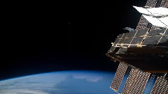 音乐短片 - 空间站地球