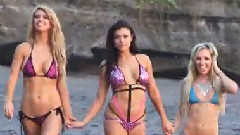 音乐短片 - Aussie Girls at Paradise Challenge Bal