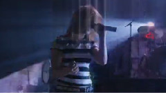 Paramore - Let The Flames Begin
