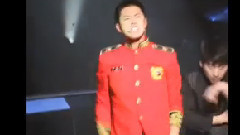 郑允浩,东方神起 - Keep Your Head Down