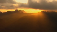 音乐短片 - А любовь осенняя俄 语秋天的爱情