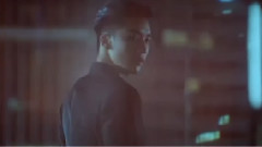 胜利(Bigbang),BigBang - 胜利版带枪出巡
