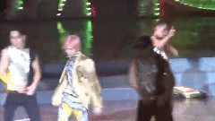 SHINee - Dynamite