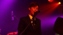 崔韩帅 - 崔韩帅 - 悬崖尽头的花 Live版