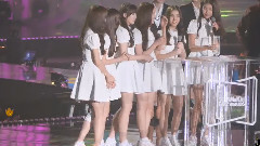 GFriend,艺琳(GFriend) - MMA GFRIEND上台领奖