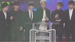 V(防弹少年团),防弹少年团,J-HOPE(防弹少年团),JIMIN(防弹少年团),Rap Monster(防弹少年团) - 防弹少年团获奖