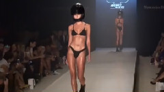 音乐短片 - Mercedes Benz Fashion Week Swim