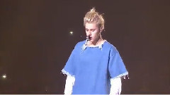 Justin Bieber - Where Are Ü Now & Boyfriend