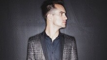 Panic! At The Disco - Victorious