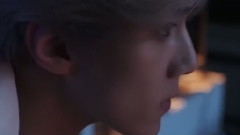 吴世勋(EXO),EXO,EXO-K - Lightsaber Sehun