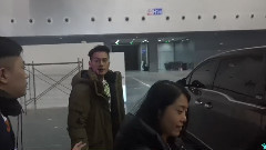 欧豪 - 炫舞大赛工作结束离场 爱心T恤关注慈善