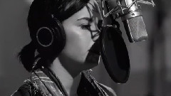 Demi Lovato - Stone Cold